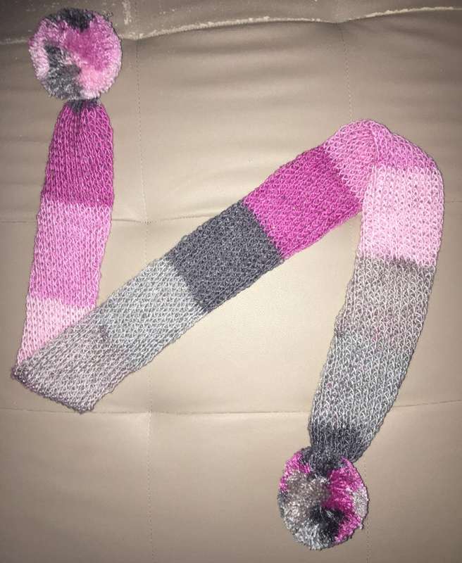 Écharpe à pompon – Image 2