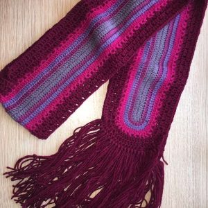 Écharpe en laine à franges